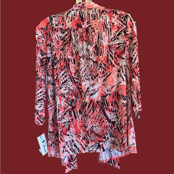 N Touch 3/4 sleeve, open style wrap - Picture 2 of 7